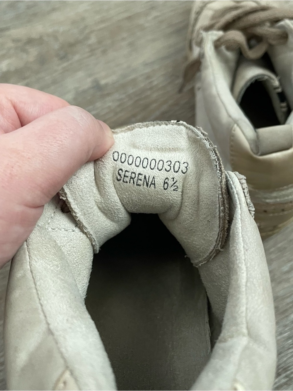ShuShop Serena High Top Sneakers Women’s 6.5 Cream Taupe Distressed Star Leather - Picture 7 of 9